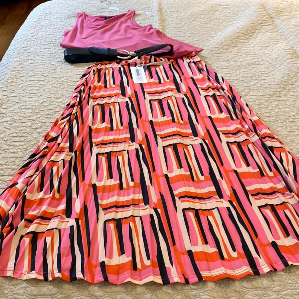 Md’M pleated maxi nwt